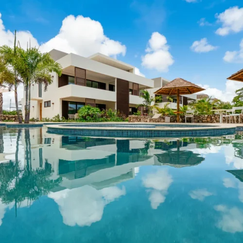 Jan Sofat Lux Curacao Zwembad